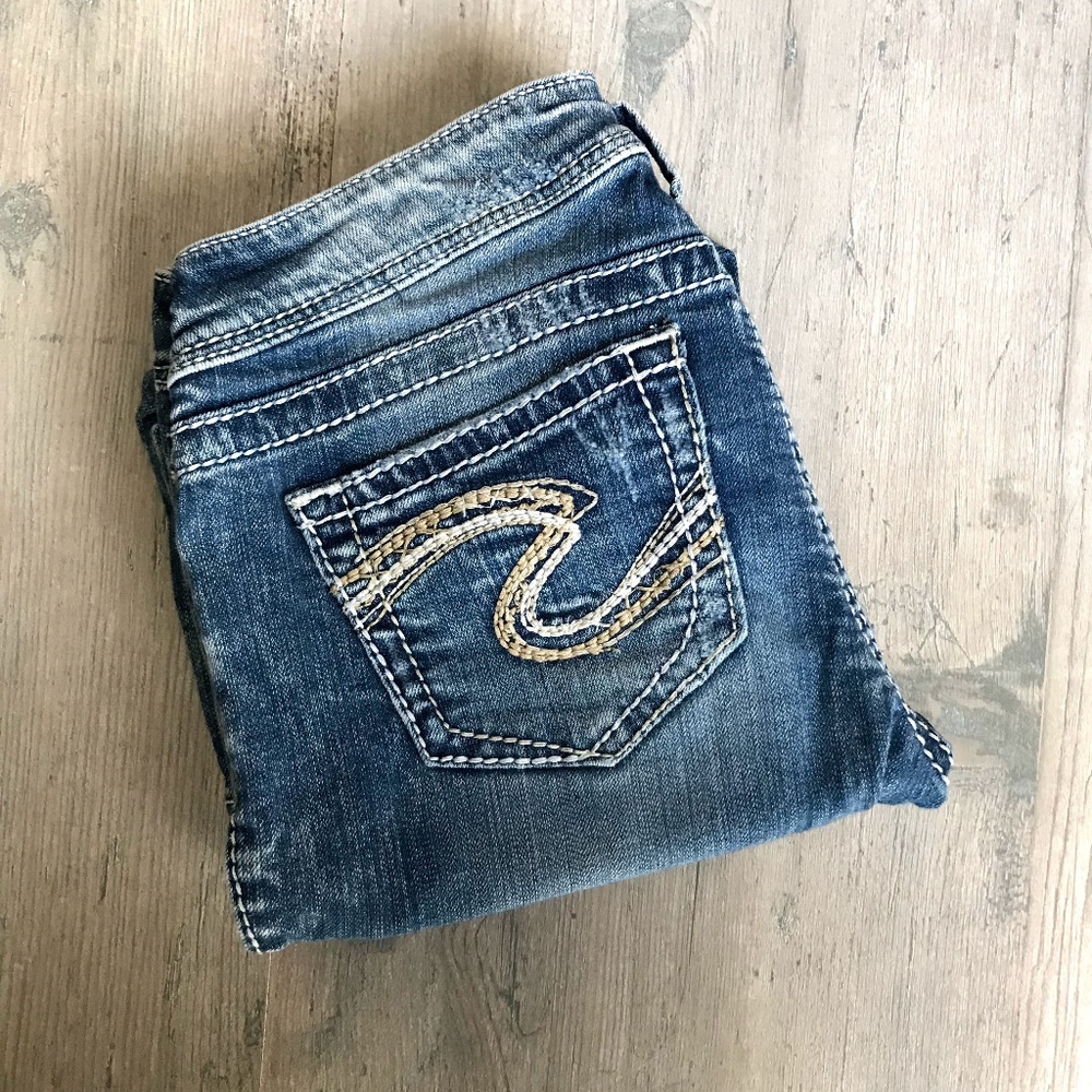 SILVER JEANS: Tuesday 20" Flare: W25/L33